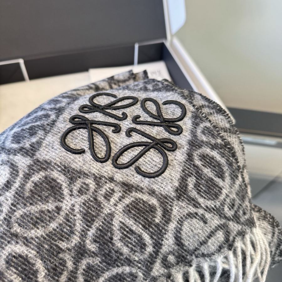 1:1 Replica Loewe scarf ¥ (embroidered version) — AAA Quality Replica — photo 9