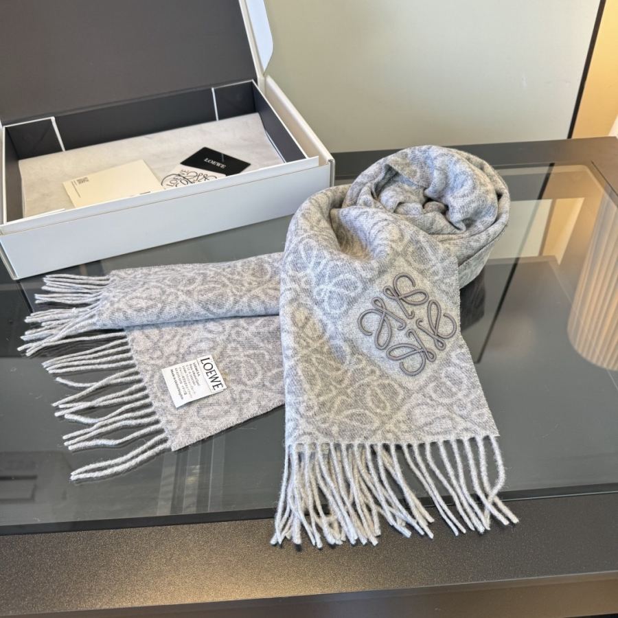 1:1 Replica Loewe scarf ¥ (embroidered version) — 1:1 Replica — photo 2