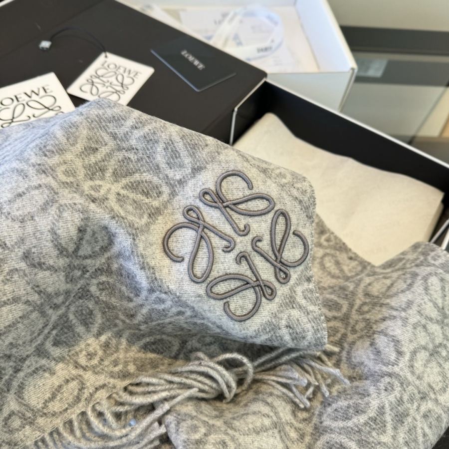 1:1 Replica Loewe scarf ¥ (embroidered version) — 1:1 Replica — photo 8
