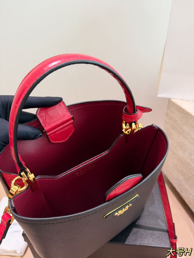 1:1 Replica PRADA bag Large size box Small size box — Premium Replica — photo 9