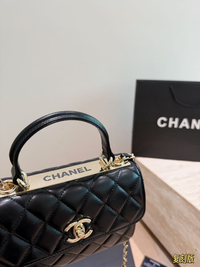 1:1 Replica Chanel bag size 20*15cm — Premium Replica — photo 2