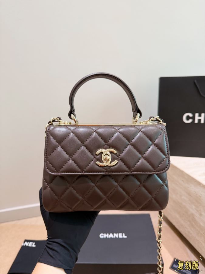1:1 Replica Chanel bag size 20*15cm — AAA Quality Replica — photo 5