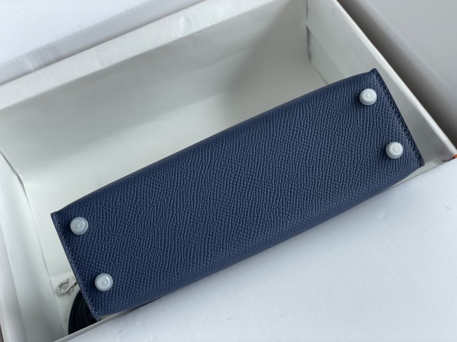 1:1 Replica Hermes bag 𝗠𝗶𝗻𝗶 𝗸𝗲𝗹𝗹𝘆 second generation — 1:1 Replica — photo 4