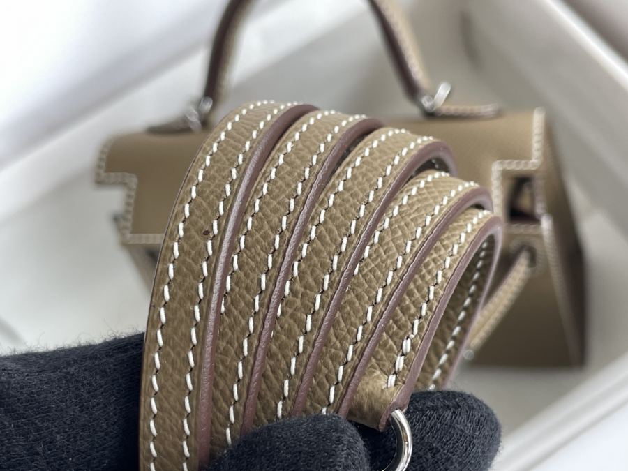 1:1 Replica Hermes bag 𝗠𝗶𝗻𝗶 𝗸𝗲𝗹𝗹𝘆 second generation — AAA Quality Replica — photo 9