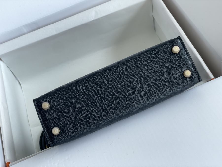 1:1 Replica Hermes bag 𝗠𝗶𝗻𝗶 𝗸𝗲𝗹𝗹𝘆 second generation — AAA Quality Replica — photo 4