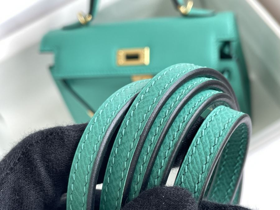 1:1 Replica Hermes bag 𝗠𝗶𝗻𝗶 𝗸𝗲𝗹𝗹𝘆 second generation — Premium Replica — photo 9