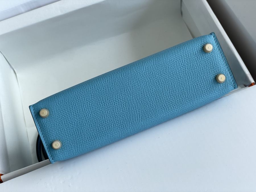 1:1 Replica Hermes bag 𝗠𝗶𝗻𝗶 𝗸𝗲𝗹𝗹𝘆 second generation — 1:1 Replica For Sale — photo 4