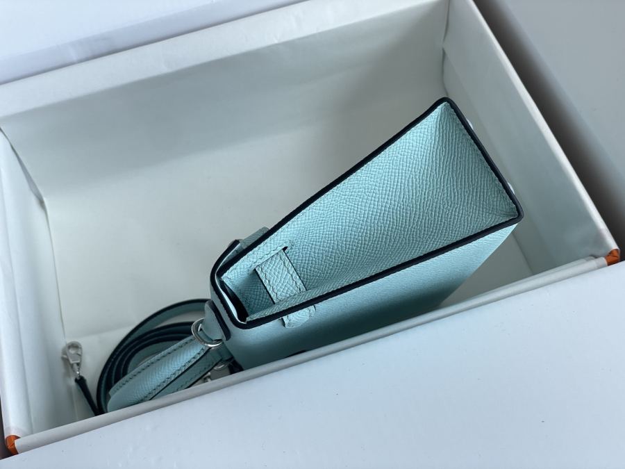 1:1 Replica Hermes bag 𝗠𝗶𝗻𝗶 𝗸𝗲𝗹𝗹𝘆 second generation — 1:1 Replica — photo 3
