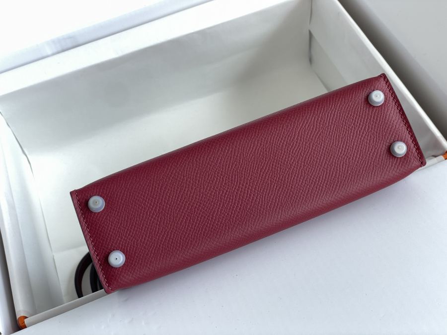 1:1 Replica Hermes bag 𝗠𝗶𝗻𝗶 𝗸𝗲𝗹𝗹𝘆 second generation — 1:1 Replica For Sale — photo 4