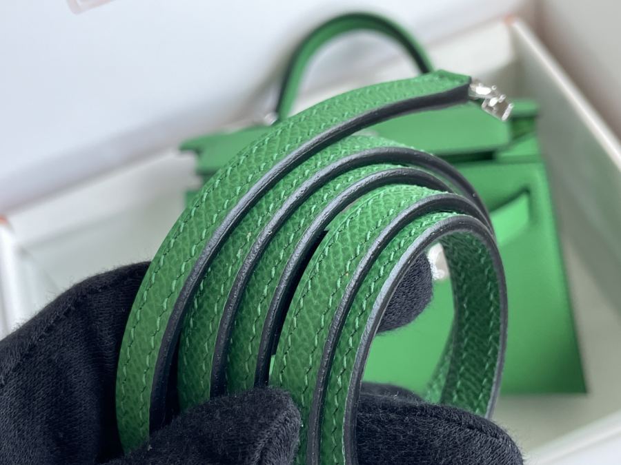 1:1 Replica Hermes bag 𝗠𝗶𝗻𝗶 𝗸𝗲𝗹𝗹𝘆 second generation — 1:1 Replica For Sale — photo 9
