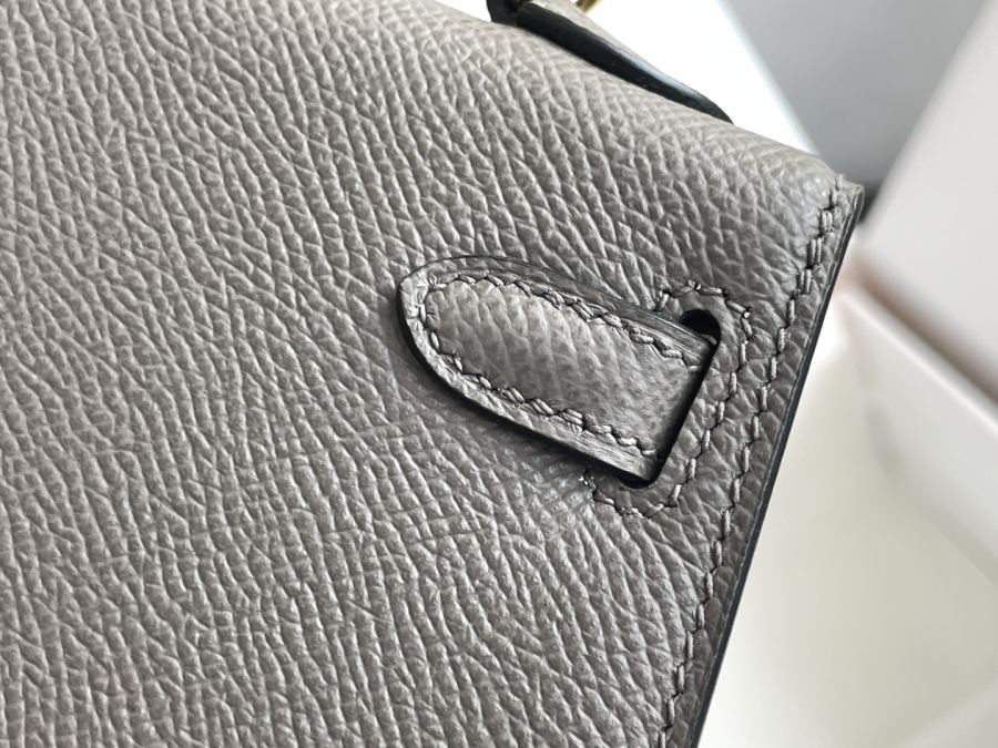 1:1 Replica Hermes bag 𝗠𝗶𝗻𝗶 𝗸𝗲𝗹𝗹𝘆 second generation — 1:1 Replica For Sale — photo 5