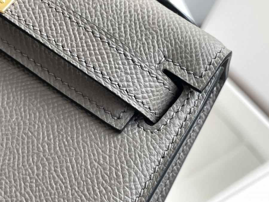 1:1 Replica Hermes bag 𝗠𝗶𝗻𝗶 𝗸𝗲𝗹𝗹𝘆 second generation — 1:1 Replica For Sale — photo 6
