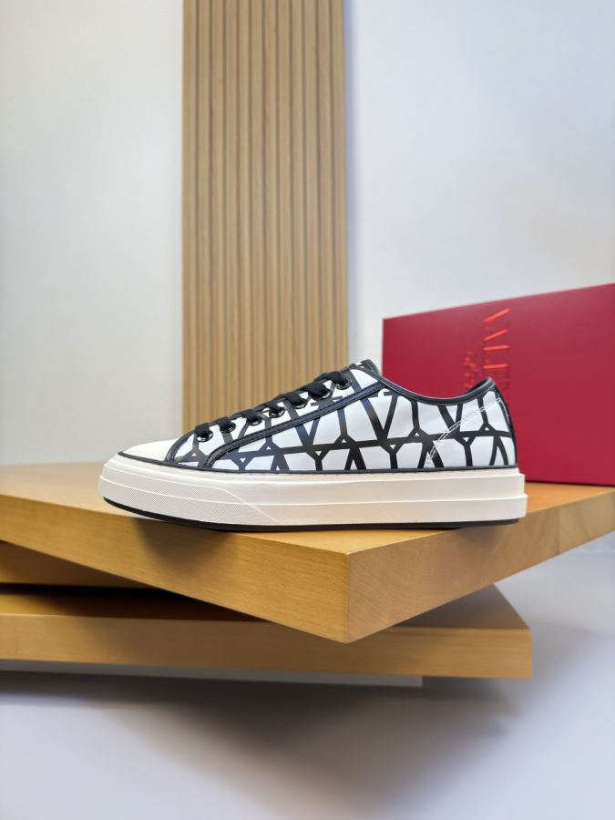 1:1 Replica VALENTINO shoe — AAA Quality Replica — photo 5