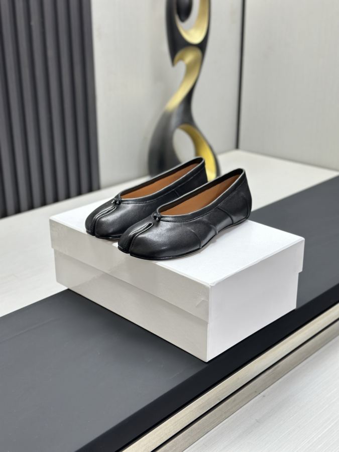 1:1 Replica Maison margiela women's shoes Maison Margiela MM6 Tabi — 1:1 Replica For Sale