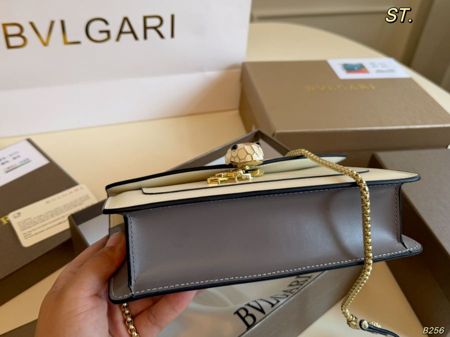 1:1 Replica BVLGARI bag Comes with box) — Premium Replica — photo 5