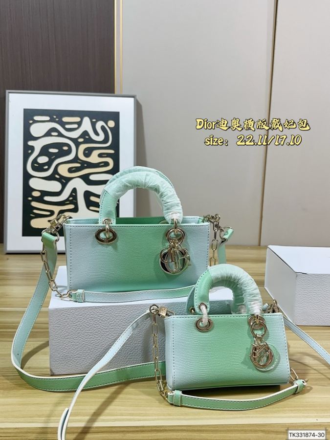 1:1 Replica Dior bag Large size Small size (folding box) — AAA Quality Replica — photo 3