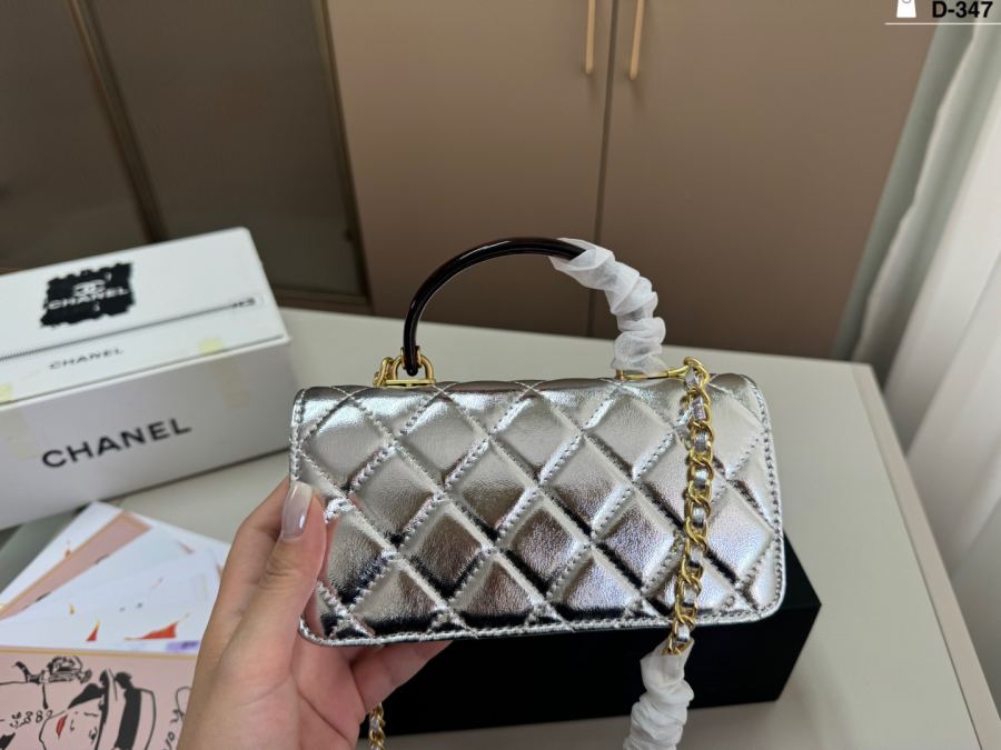 1:1 Replica Chanel Women — AAA Quality Replica — photo 4