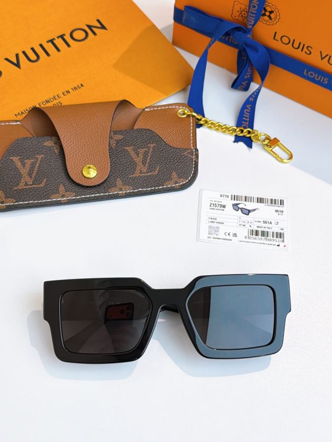 1:1 Replica LV glasses Originial quality — AAA Quality Replica