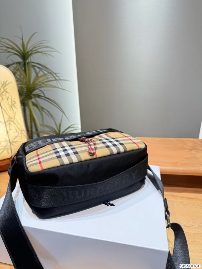 1:1 Replica Burberry bag BURBERRY ​​ — Premium Replica — photo 7