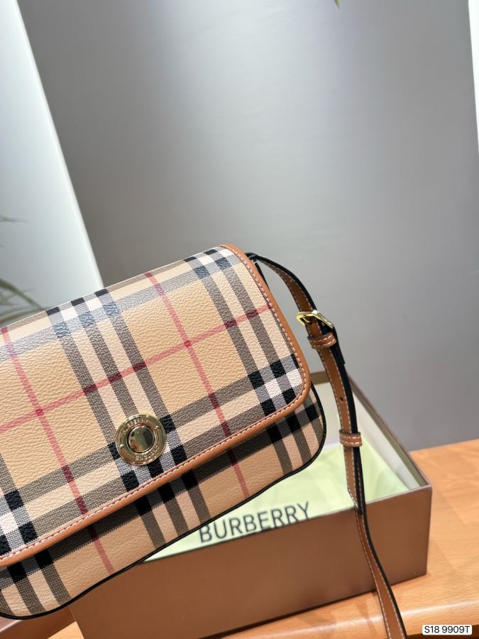 1:1 Replica Burberry bag Burberry ​​ — Premium Replica — photo 4