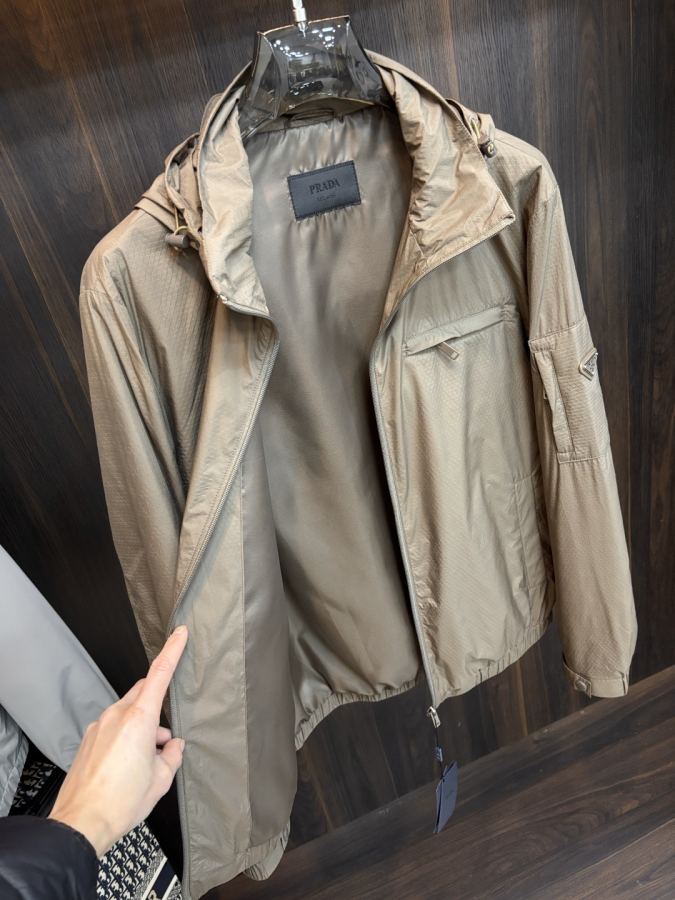 1:1 Replica Prada men — AAA Quality Replica — photo 4