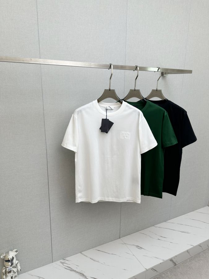 1:1 Replica Prada men PRADA 2026ss New T. — Premium Replica