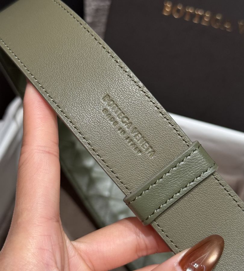 1:1 Replica BV belt BV Andiamo — AAA Quality Replica — photo 9