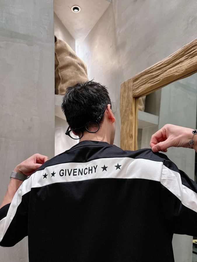 1:1 Replica GVC men GIVENCHY 2026 T logo — Premium Replica — photo 3