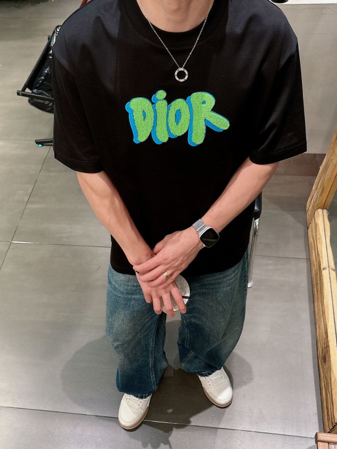 1:1 Replica Dior men 2026 New T logo. — Premium Replica — photo 5