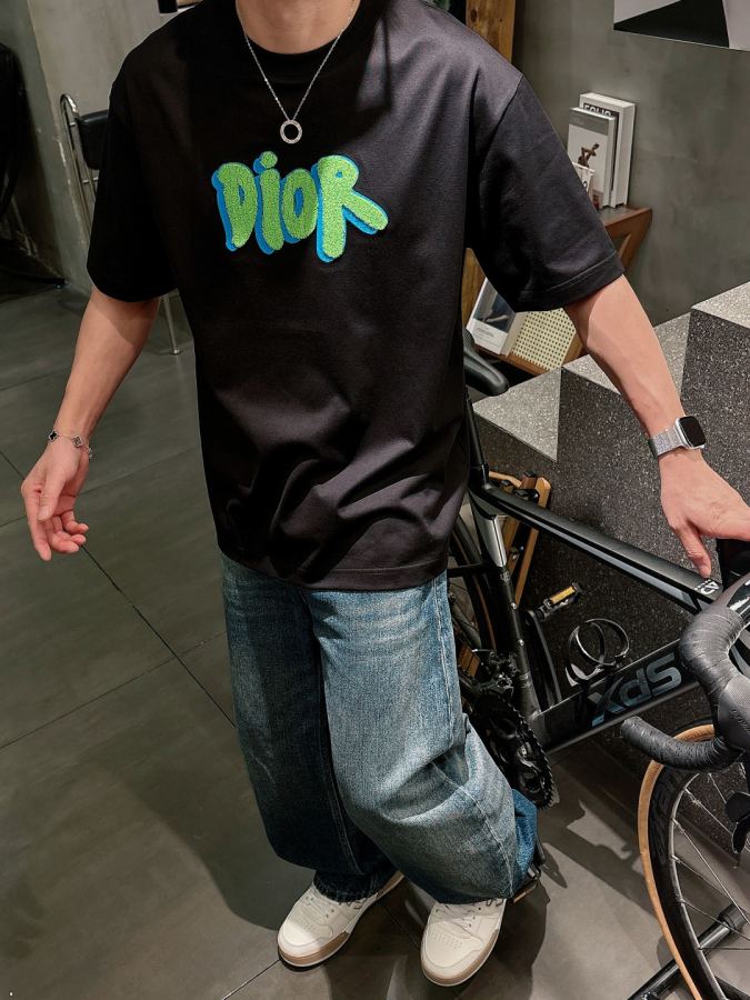 1:1 Replica Dior men 2026 New T logo. — Premium Replica — photo 8