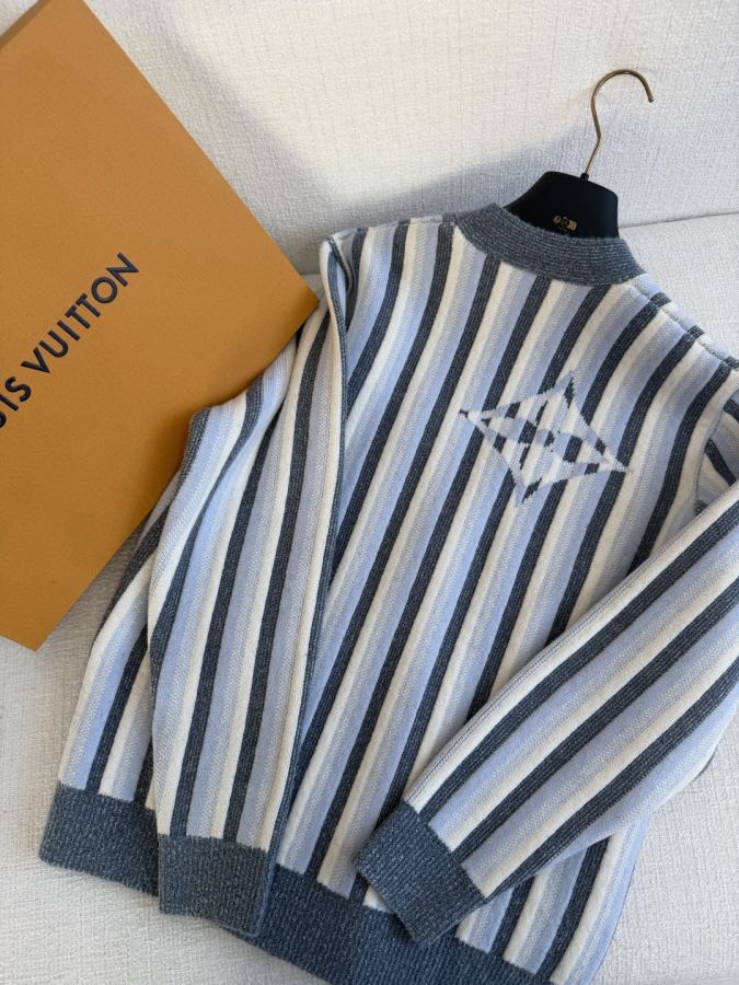 1:1 Replica LV Women 𝐋𝐯 𝟐𝟔 - Top version — AAA Quality Replica — photo 2