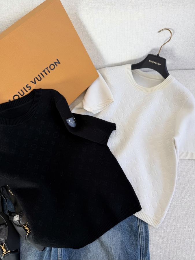 1:1 Replica LV Women 𝐋𝐯 𝟐𝟔 - Top version — Premium Replica