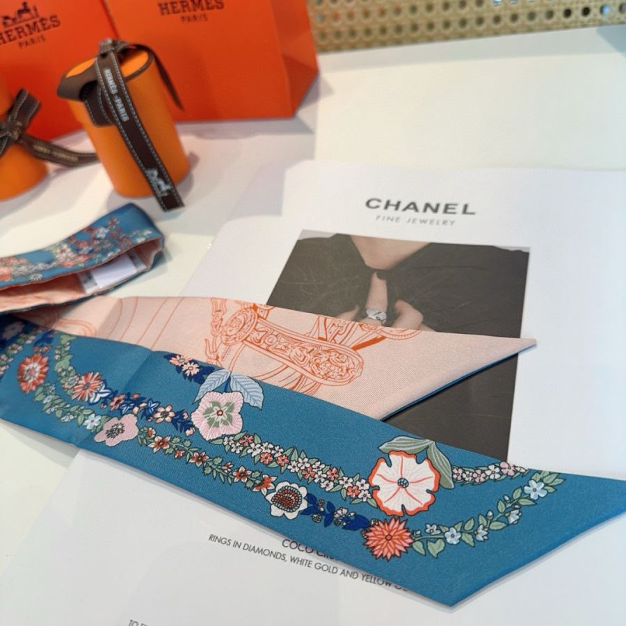 1:1 Replica Hermes Scarf Hermes“ ”Twilly (100% ) — 1:1 Replica — photo 6