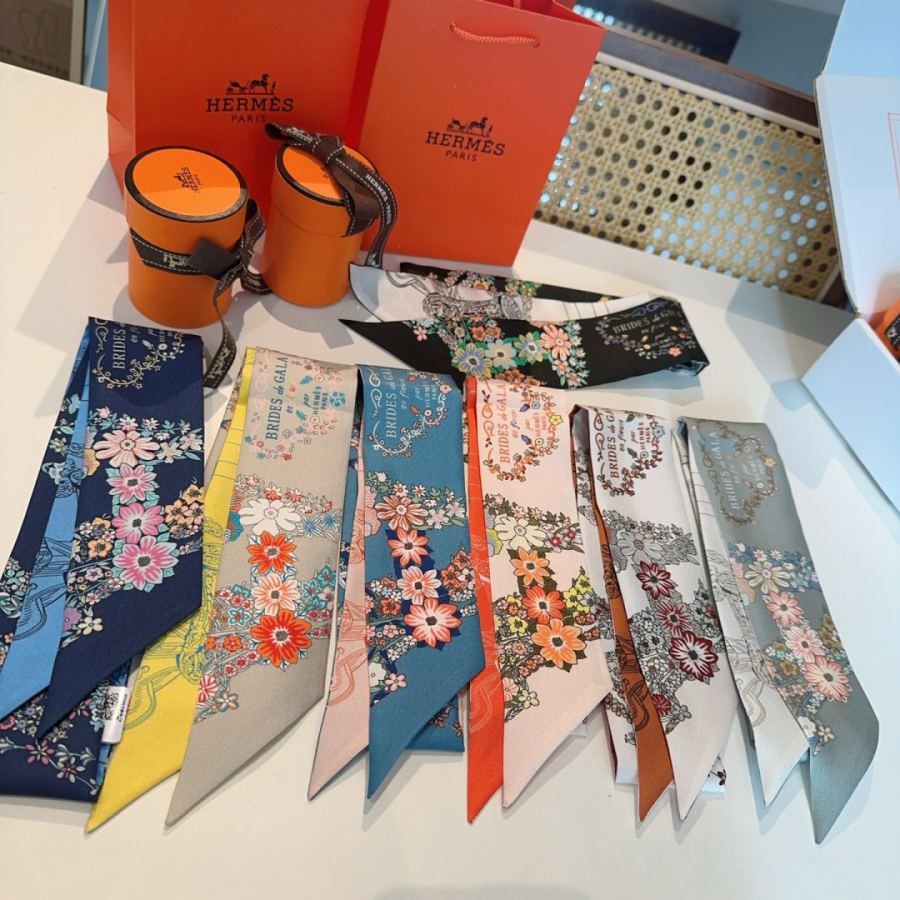 1:1 Replica Hermes Scarf Hermes“ ”Twilly (100% ) — 1:1 Replica — photo 3
