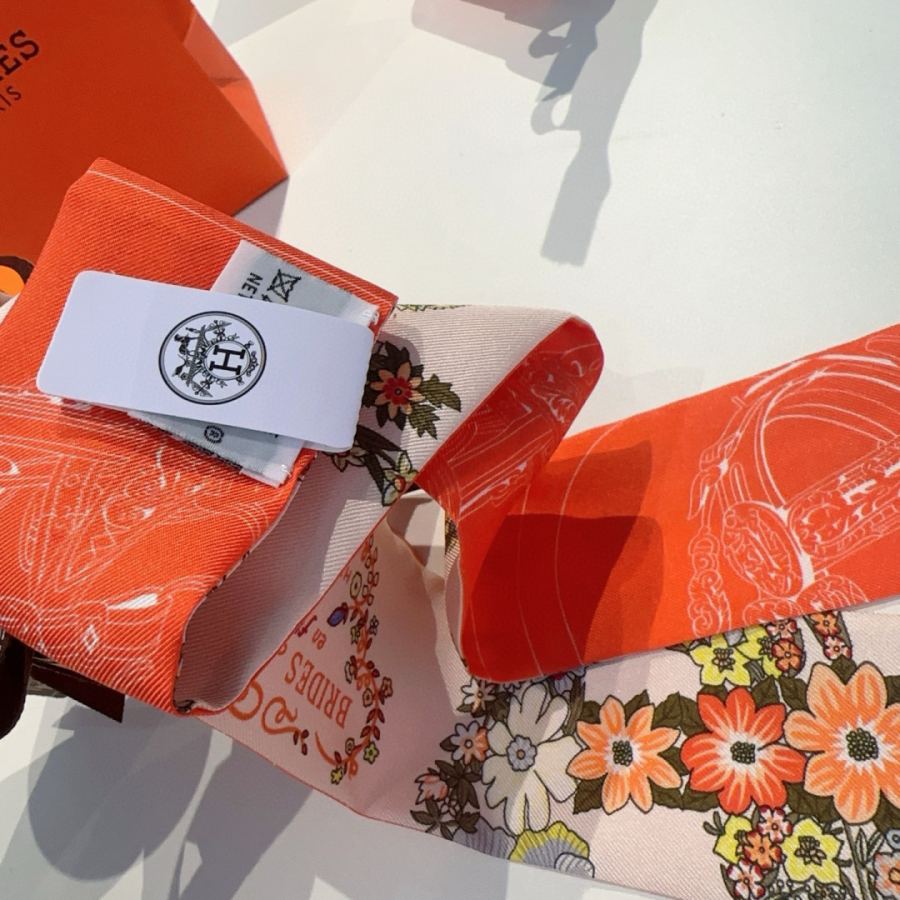 1:1 Replica Hermes Scarf Hermes“ ”Twilly (100% ) — Premium Replica — photo 7