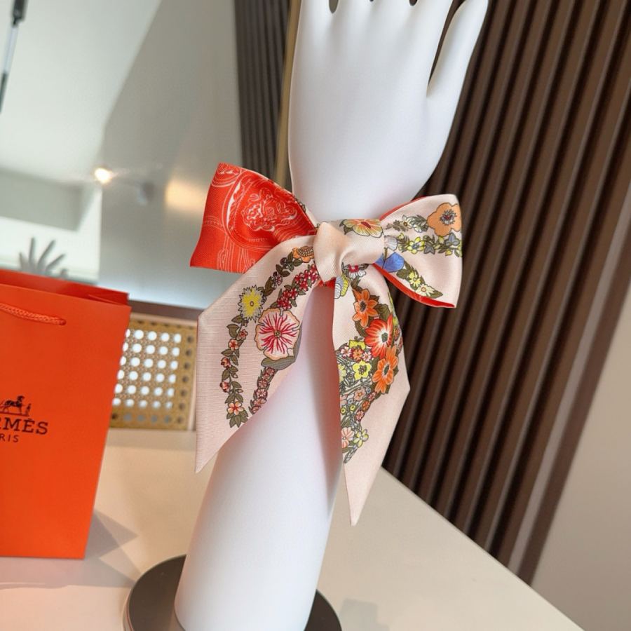 1:1 Replica Hermes Scarf Hermes“ ”Twilly (100% ) — Premium Replica — photo 8