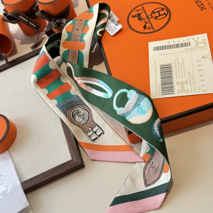 1:1 Replica Hermes Scarf Hermes“ ”Twilly (100% ) — AAA Quality Replica — photo 4