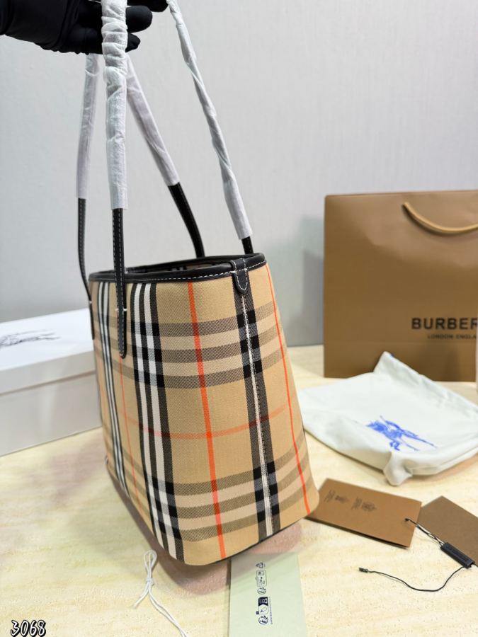 1:1 Replica Burberry bag Burberry — AAA Quality Replica — photo 4