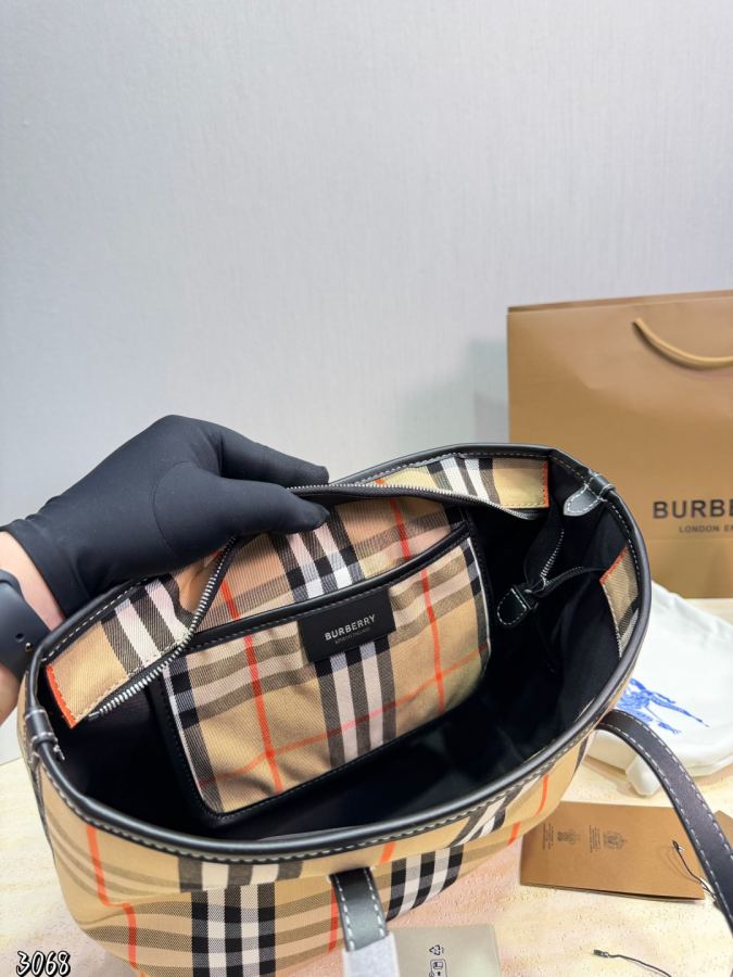1:1 Replica Burberry bag Burberry — AAA Quality Replica — photo 9