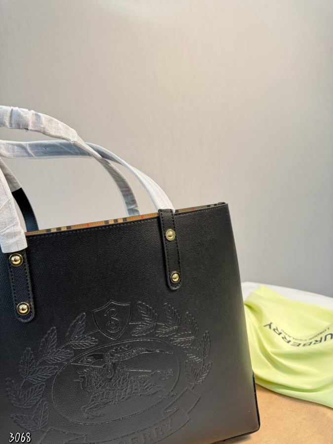 1:1 Replica Burberry bag — Premium Replica — photo 2