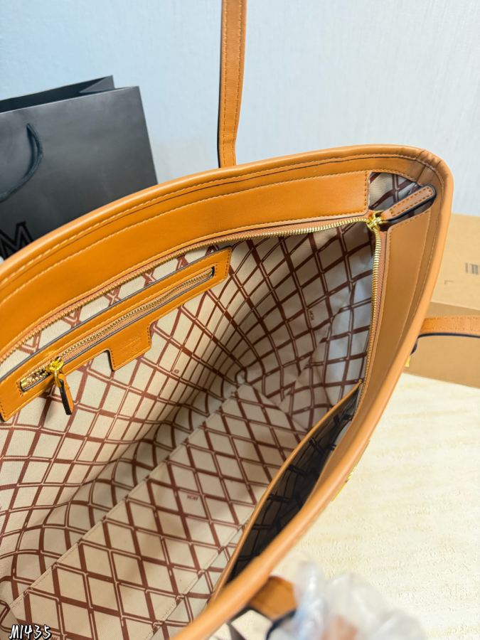 1:1 Replica MCM bag — photo 9