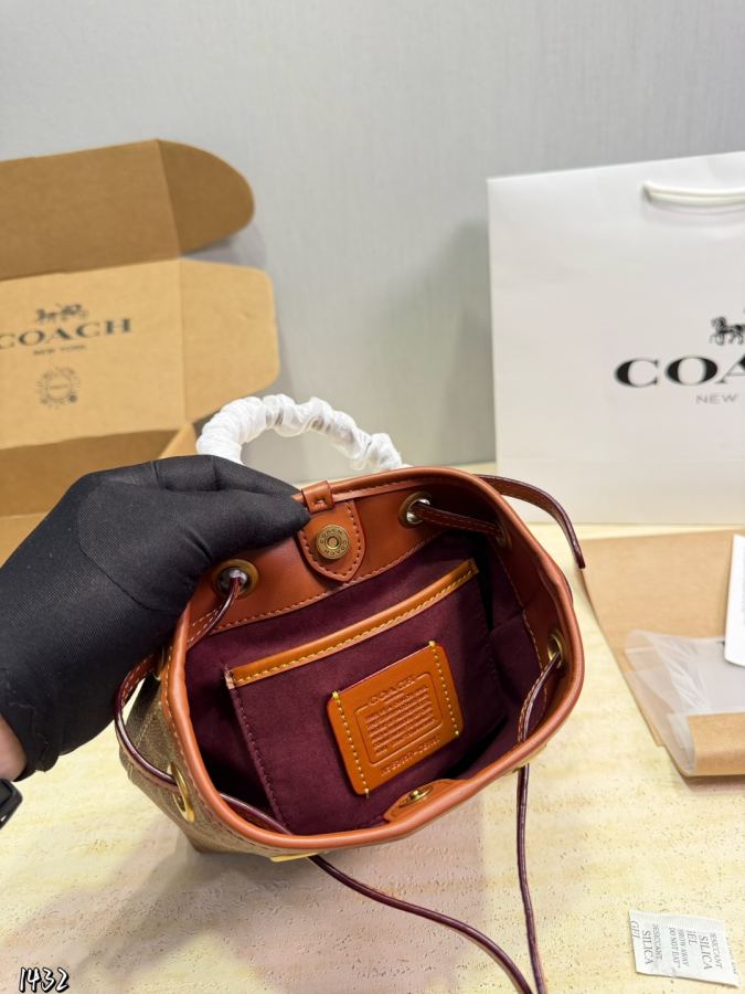 1:1 Replica COACH bag Coach Jade — Premium Replica — photo 9