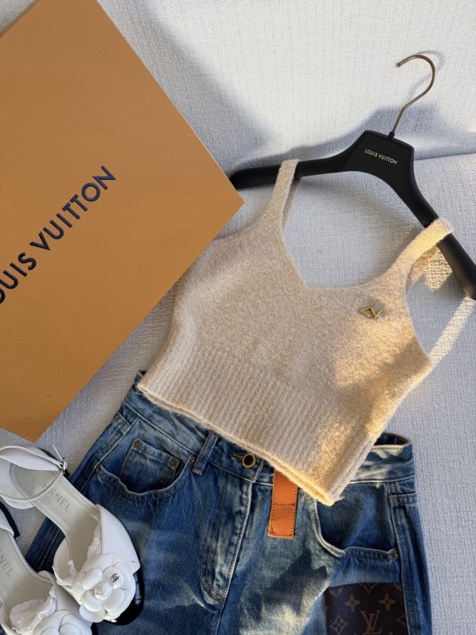 1:1 Replica LV Women 𝐋𝐯 𝟐𝟔 - Top version — Premium Replica — photo 7