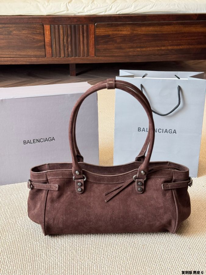 1:1 Replica Balenciaga bag replica — photo 3