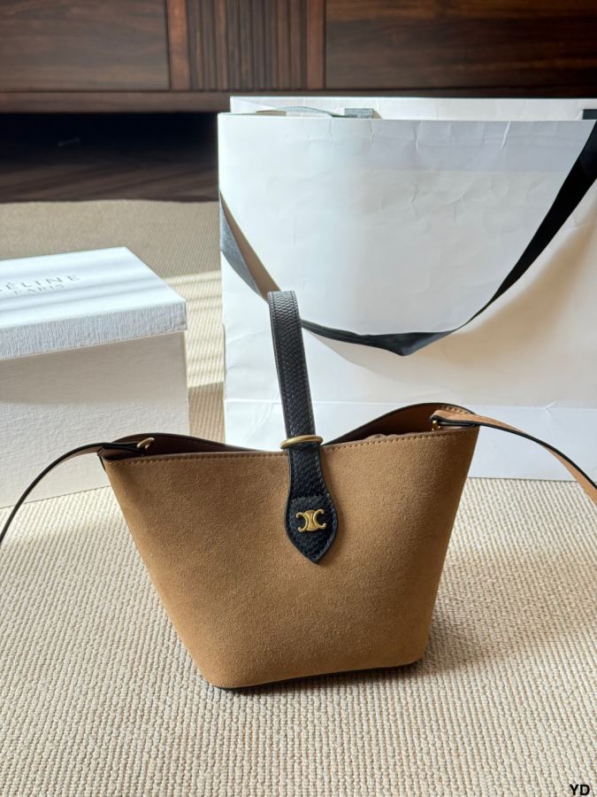 1:1 Replica Celine bag celine Vunque ​​ — AAA Quality Replica — photo 8