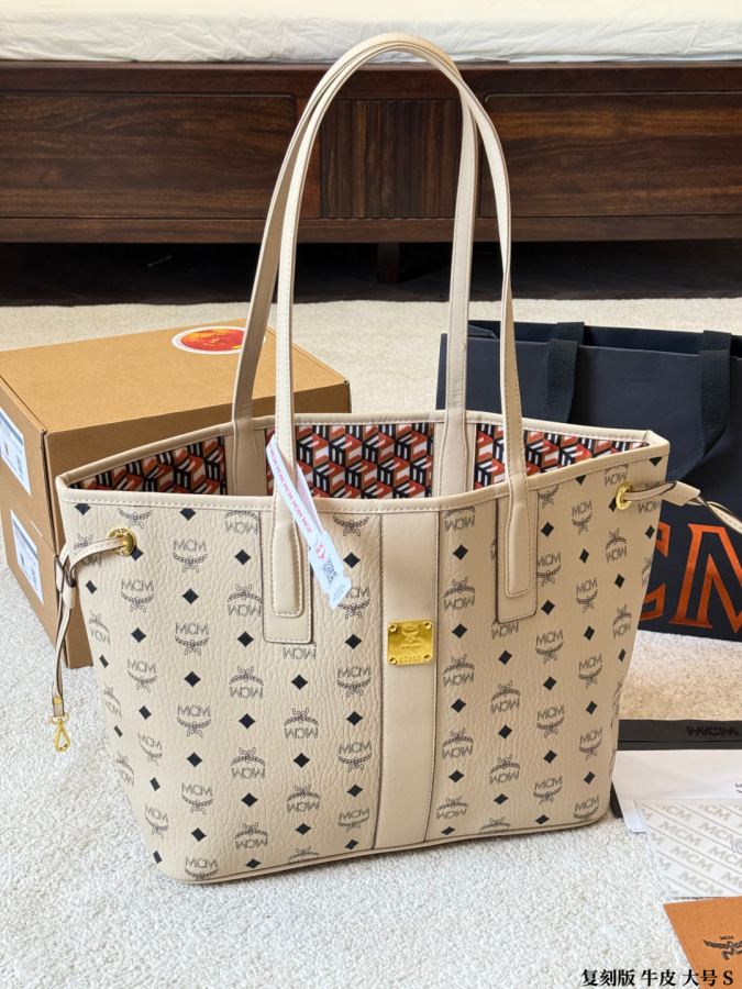 1:1 Replica MCM bag Original single cowhide large size — Premium Replica — photo 3