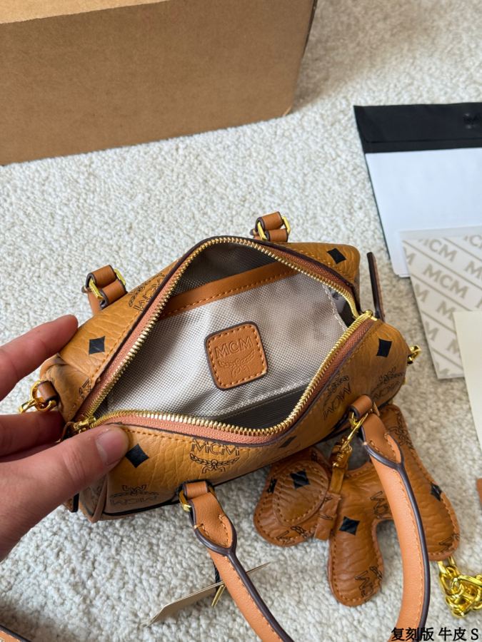 1:1 Replica MCM bag replica version cowhide — photo 9