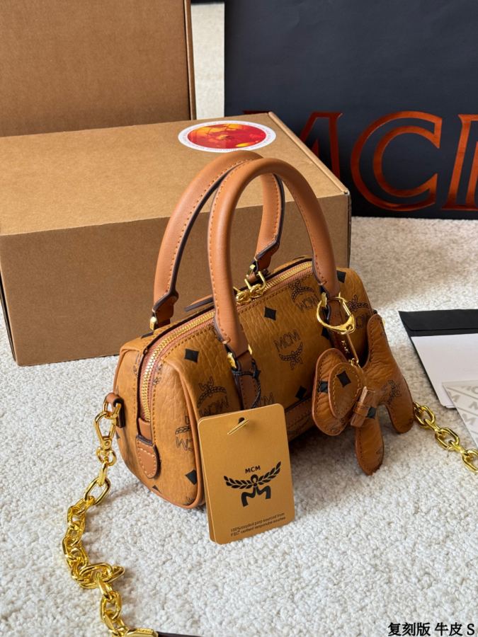 1:1 Replica MCM bag replica version cowhide — photo 5