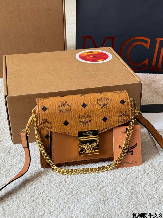1:1 Replica MCM bag replica version cowhide — photo 4