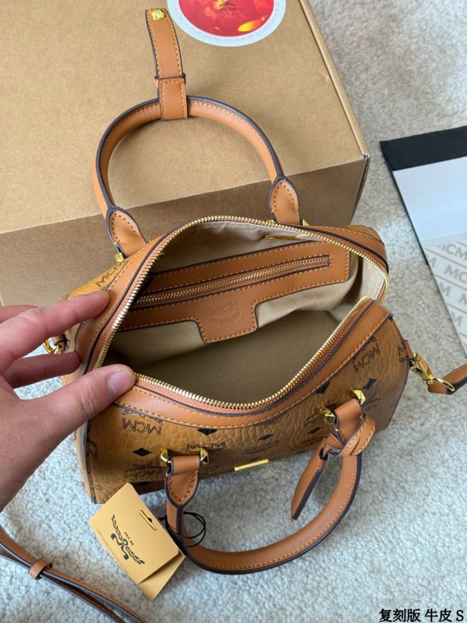1:1 Replica MCM bag replica — photo 9
